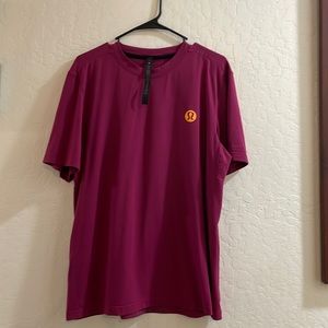 LuLuLemon T-shirt